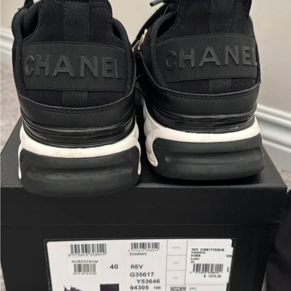 CHANEL Black and White Sneakers with Cushioned Midsole and Textured Upper - Picture 5 of 7